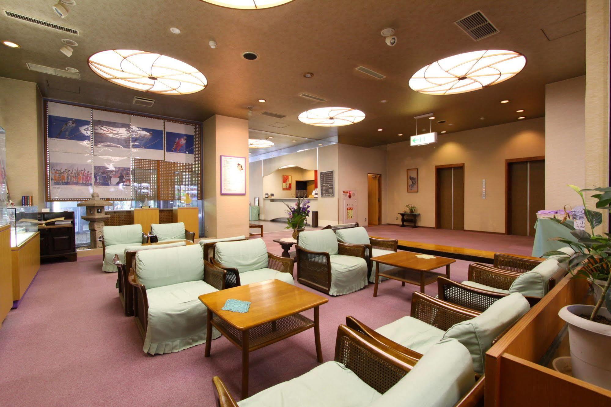 Yorozuya Annex Yurakuan Hotel Yamanouchi  Bagian luar foto