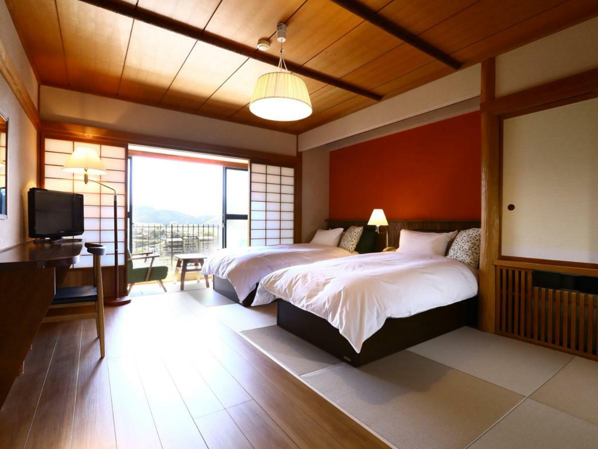 Yorozuya Annex Yurakuan Hotel Yamanouchi  Bagian luar foto